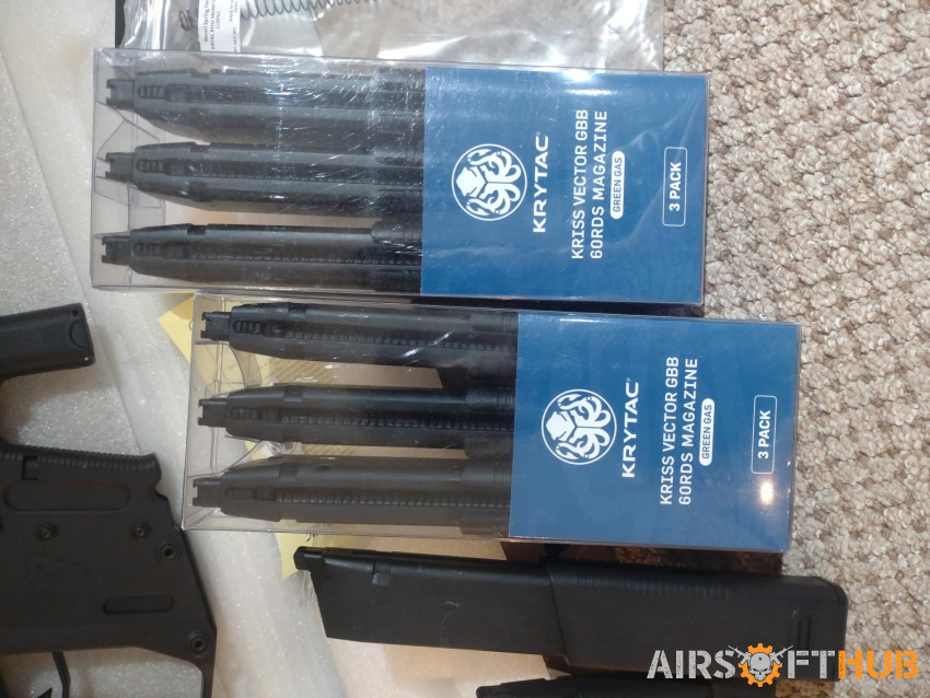 Krytac Vector GBB 7 Mags - Used airsoft equipment