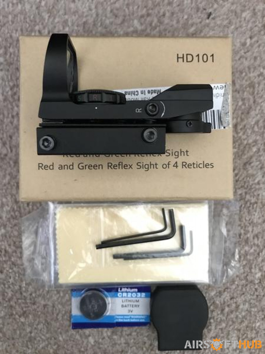 Red And Green Dot Sight - Used airsoft equipment