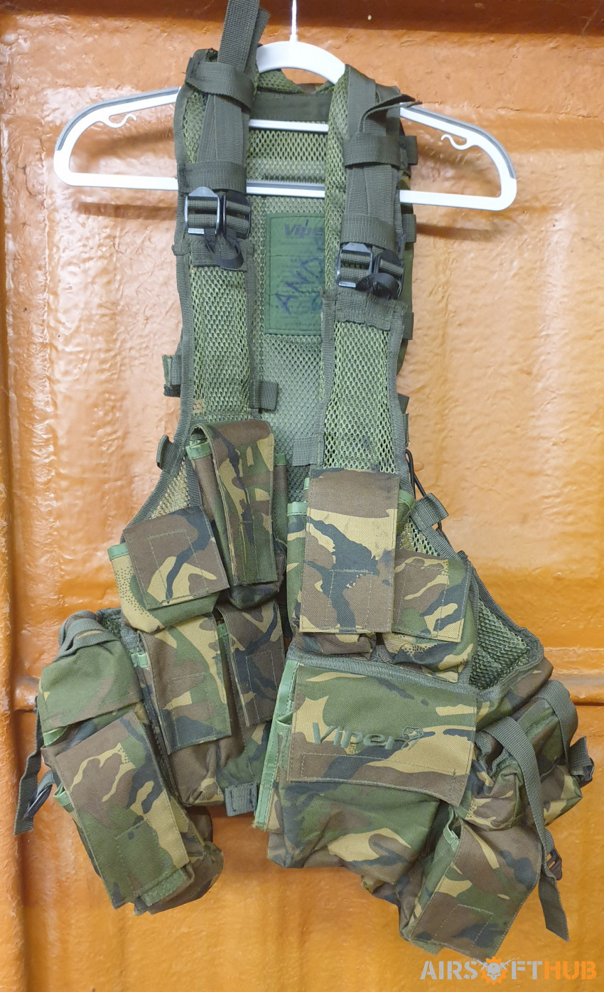 The Green Gear Set - Used airsoft equipment