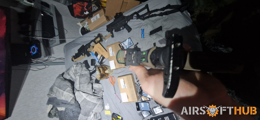 Tan aap01 with spares - Used airsoft equipment