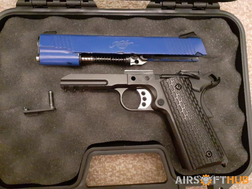 Kimber Colt 1911 Blue Two Tone - Used airsoft equipment