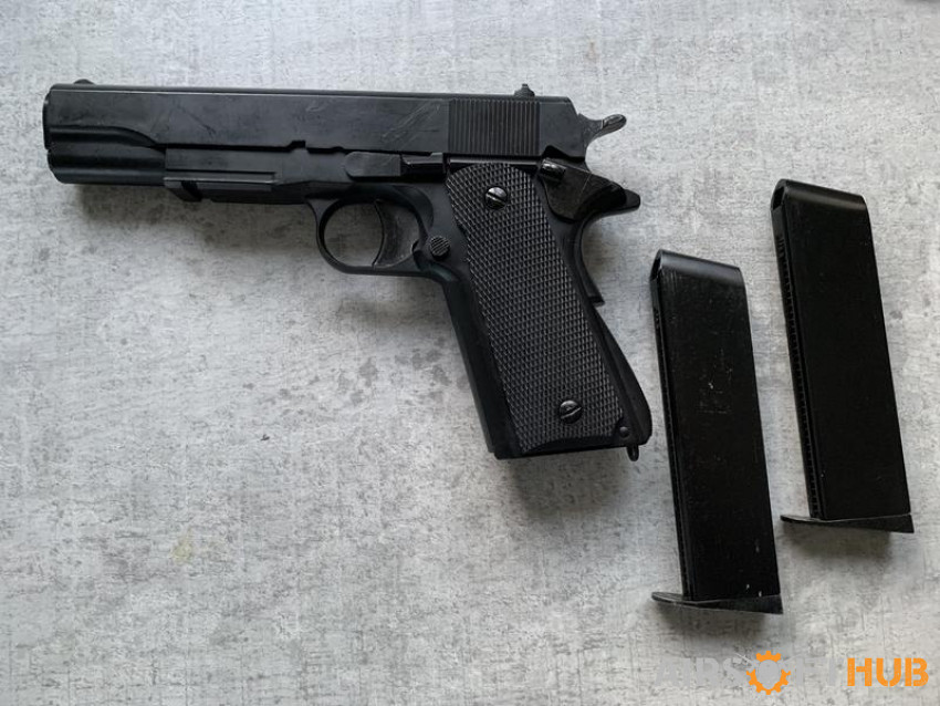 1911 NBB gas pistol - Used airsoft equipment
