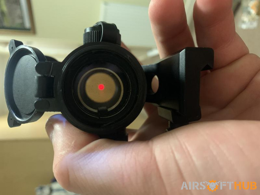 Red dot sight - Used airsoft equipment