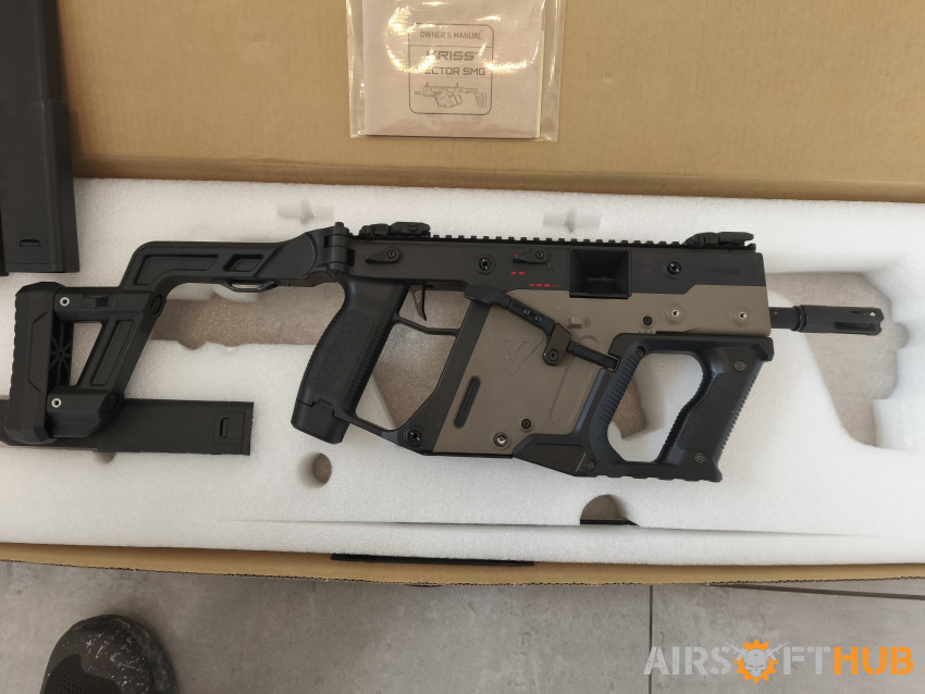 KRYTAC KRISS Vector Two Tone - Used airsoft equipment