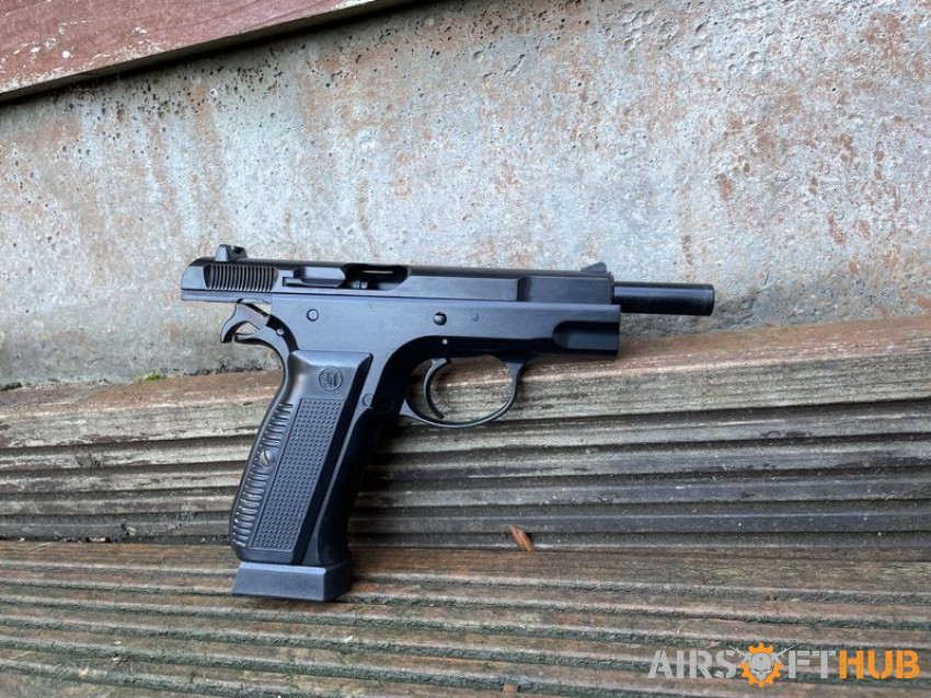 KJW CZ75 Co2 pistol - Used airsoft equipment