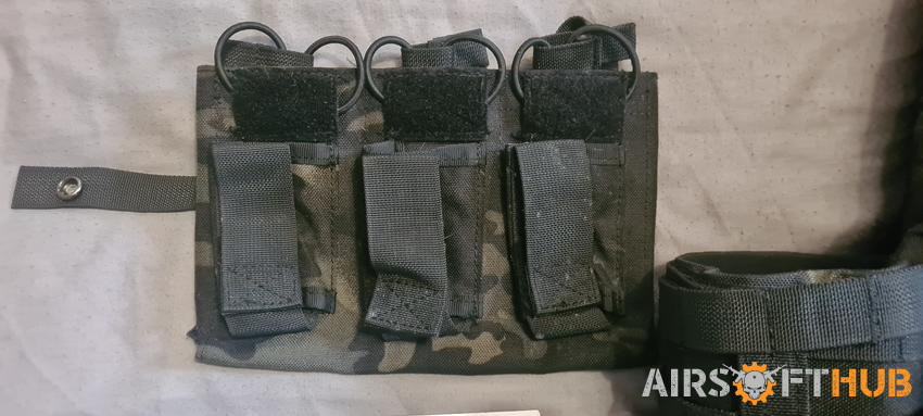 Plate carrier and mag pouch - Used airsoft equipment