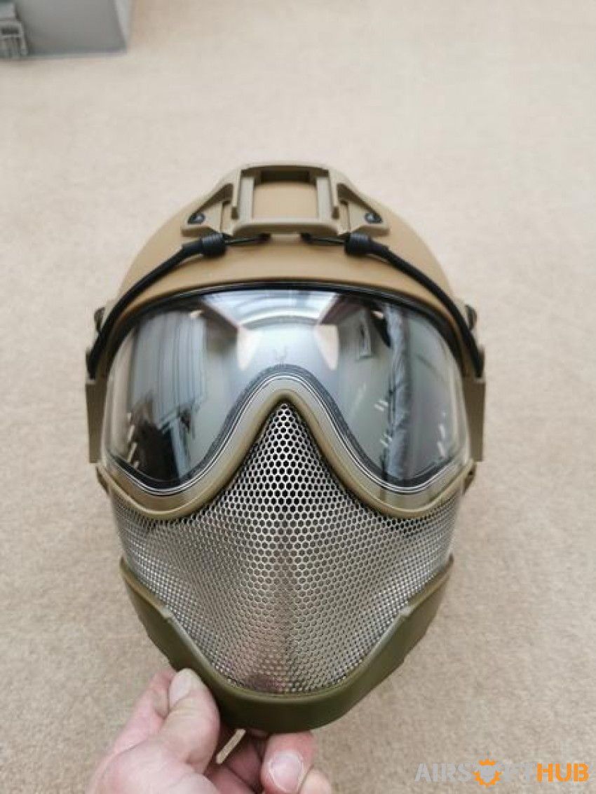 WARQ Helmet tan - Used airsoft equipment