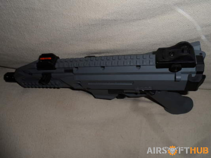 New Evo 2020 SMG-Grey £275 - Used airsoft equipment