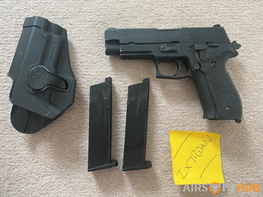 WE sig f226 glock & extras - Used airsoft equipment