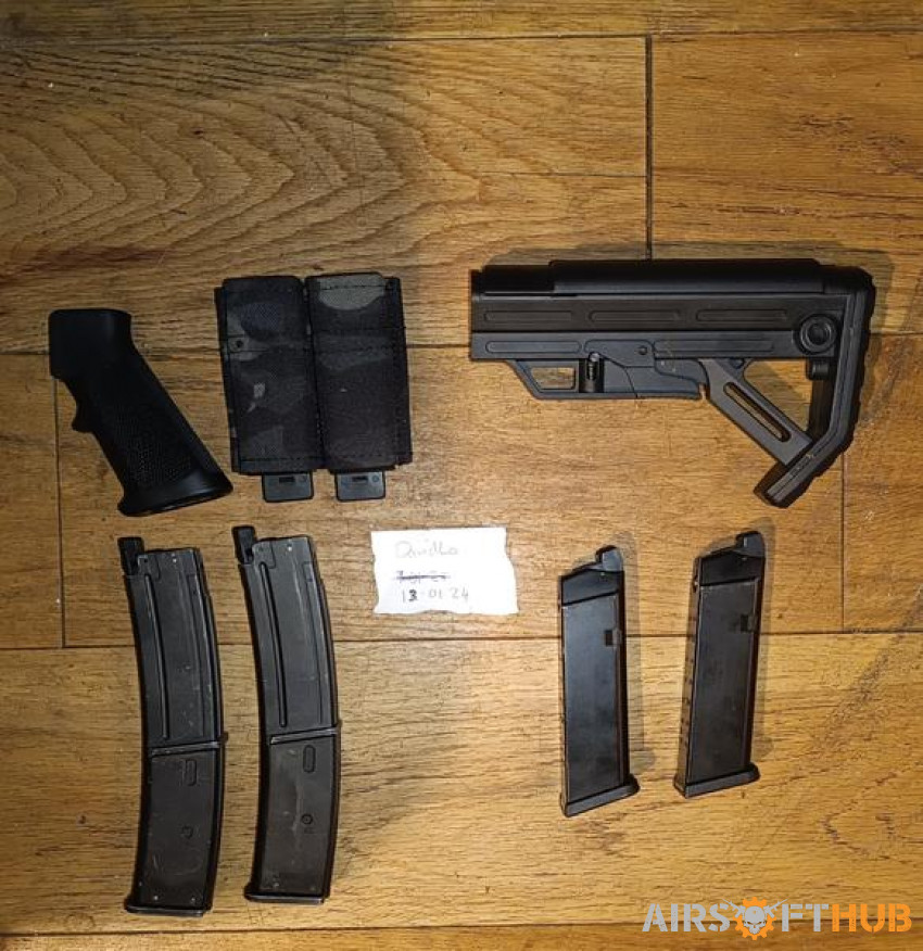 Mags, stock, pouches - Used airsoft equipment