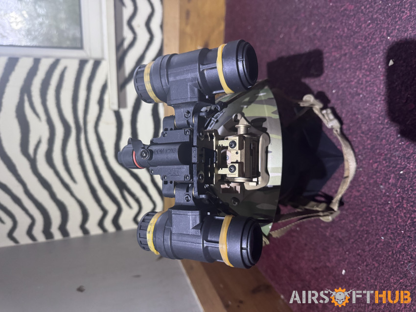 MultiCam FAST Helmet READ DESC - Used airsoft equipment