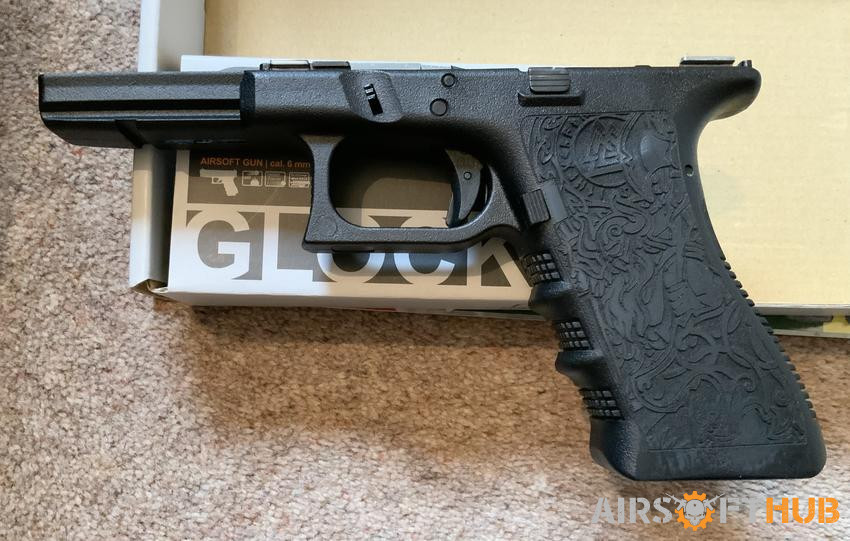 GHK Glock 17 Custom Frame - Used airsoft equipment