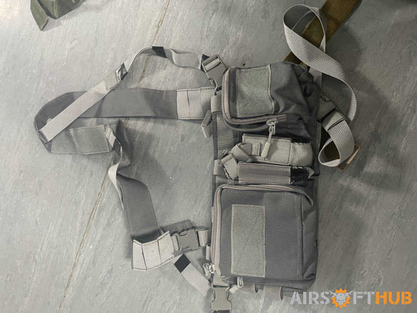 Chest rigs - Used airsoft equipment
