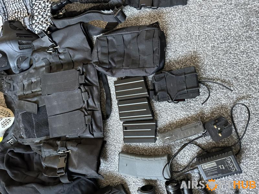 full airsoft loadout - Used airsoft equipment