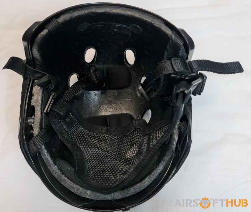 Various items - Used airsoft equipment