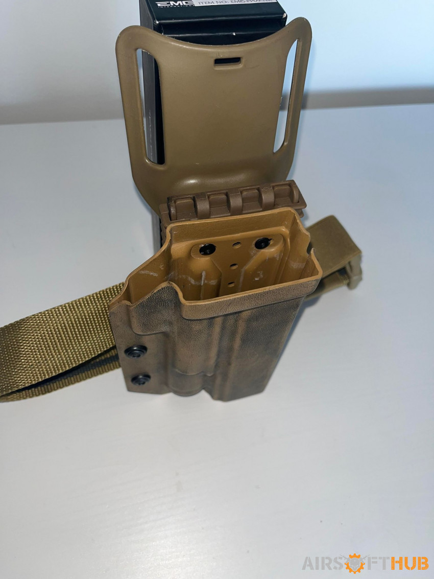 Universal Kydex DC5 Holster - Used airsoft equipment