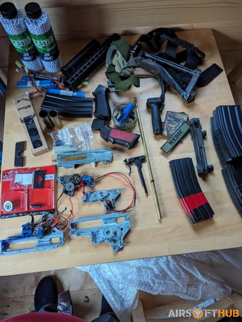 5 Airsoft Guns for sale - Used airsoft equipment