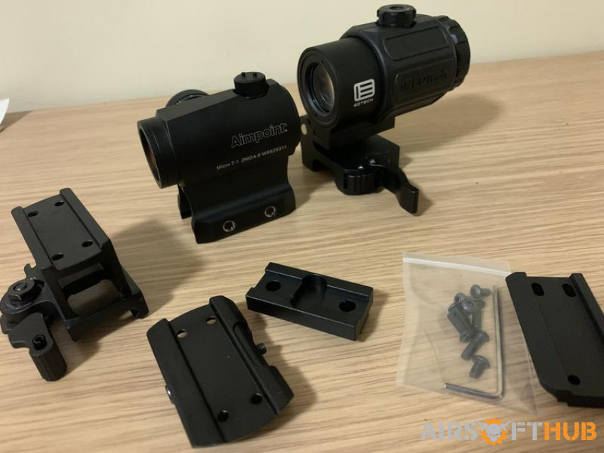 Red dot and magnifier - Used airsoft equipment