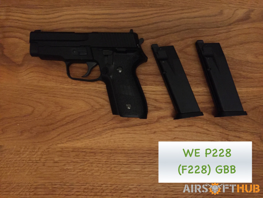 WE P228 (F228) Sig Pistol with - Used airsoft equipment