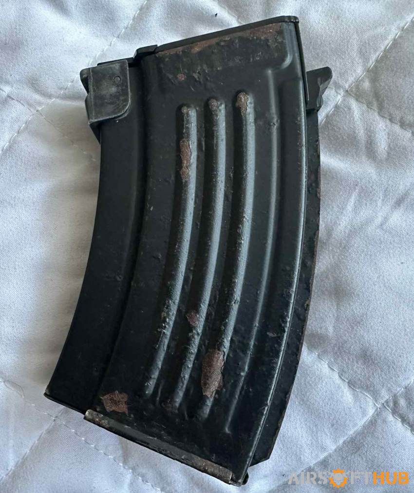 Tokyo Marui AK47 plus extras - Used airsoft equipment