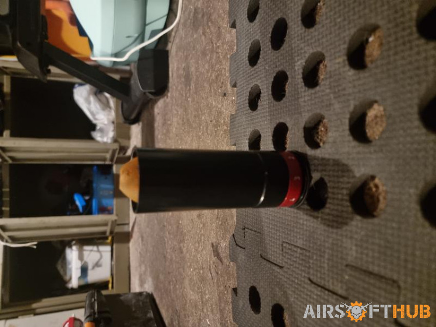 Launching device + more - Used airsoft equipment