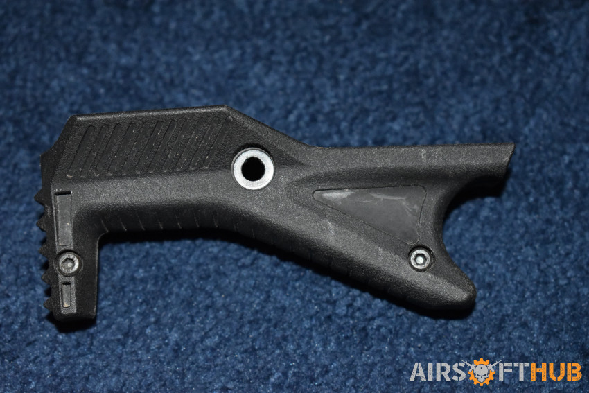 Angled Foregrip Plastic - Used airsoft equipment