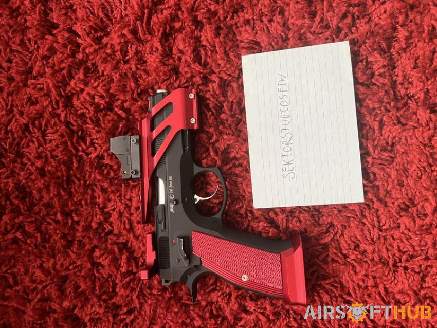 CZ Shadow SP-01 racer style - Used airsoft equipment