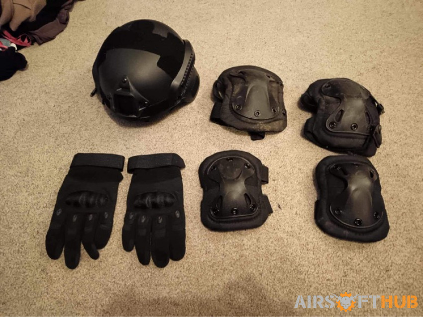Black Tactical Geae - Used airsoft equipment