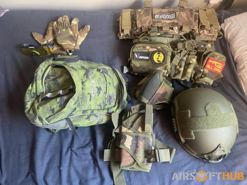 A lot of equipment - Used airsoft equipment