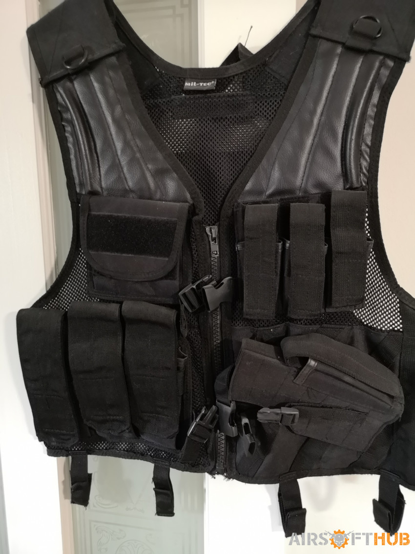 Mil-Tec USMC Tactical Vest Bla - Used airsoft equipment