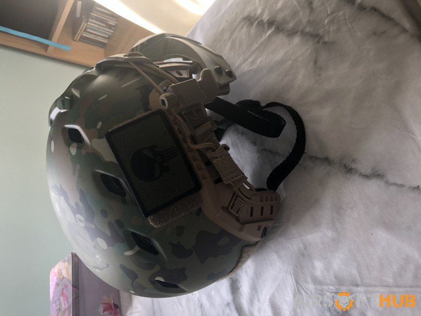 Airsoft helemet and mask - Used airsoft equipment