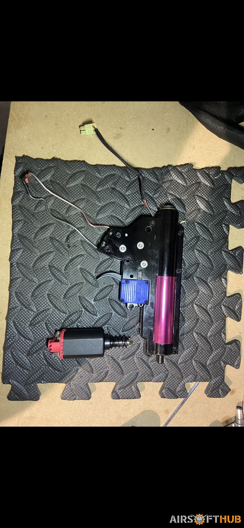 ARES AMOEBA GEARBOX AND MOTOR - Used airsoft equipment