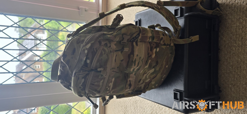 Crye Precision AVS 1000 Pack - Used airsoft equipment