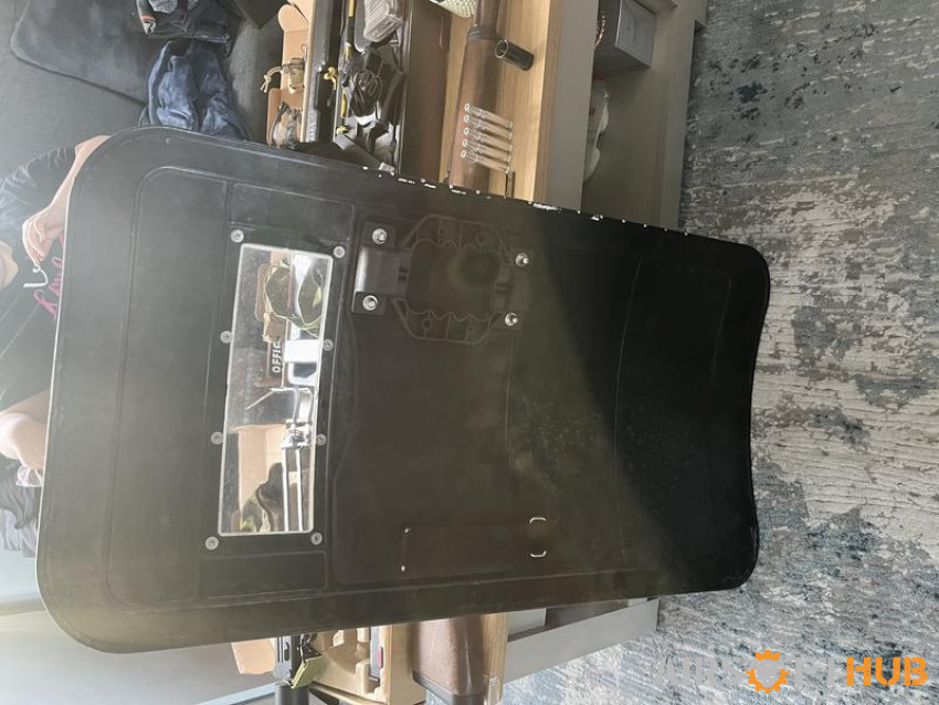 Riot shield - Used airsoft equipment