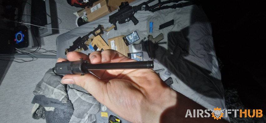 Tan aap01 with spares - Used airsoft equipment