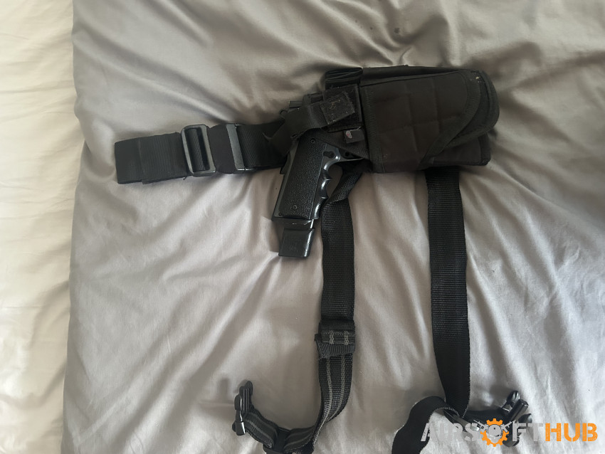 Army Armament R32 1911 - Used airsoft equipment