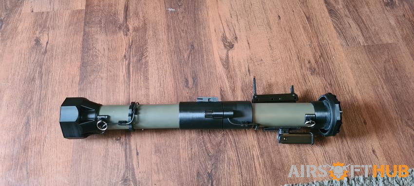 Anti tank launcher - Used airsoft equipment