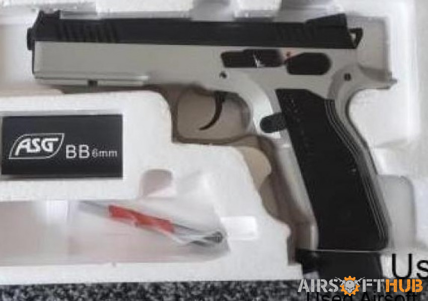 brand new ASG CZ Shadow 2 CO2 - Used airsoft equipment