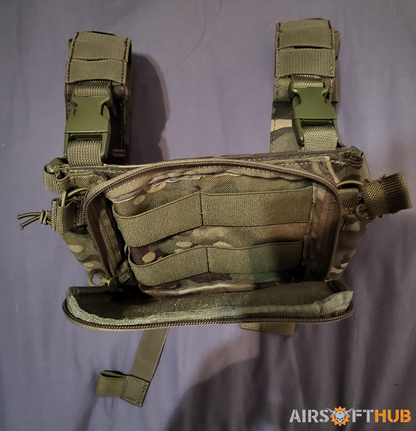 8 fields chest rig - Used airsoft equipment