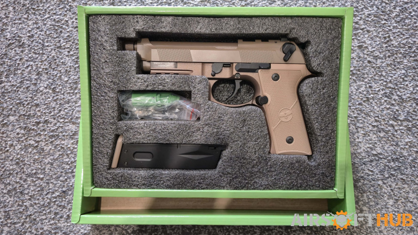 NEW Raven R9 GBB - Tan - Used airsoft equipment