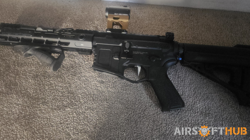 Upgraded VFC m4 - Used airsoft equipment