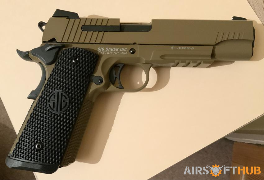 Sig 1911 air pistol .177bb - Used airsoft equipment