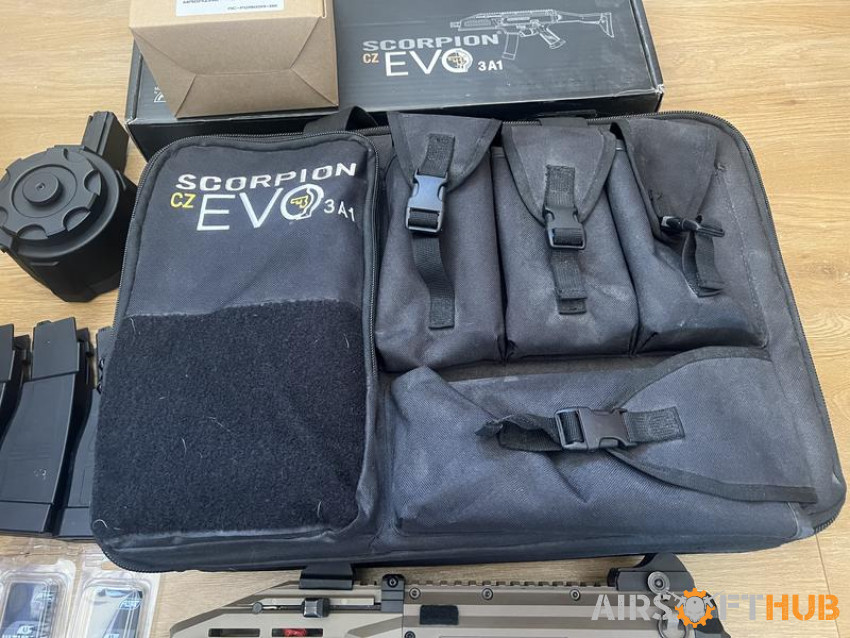 ASG Scorpion EVO + Accessories - Used airsoft equipment