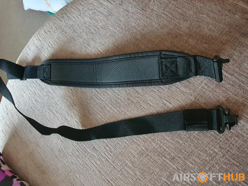 Gun/Riffle strap - Used airsoft equipment