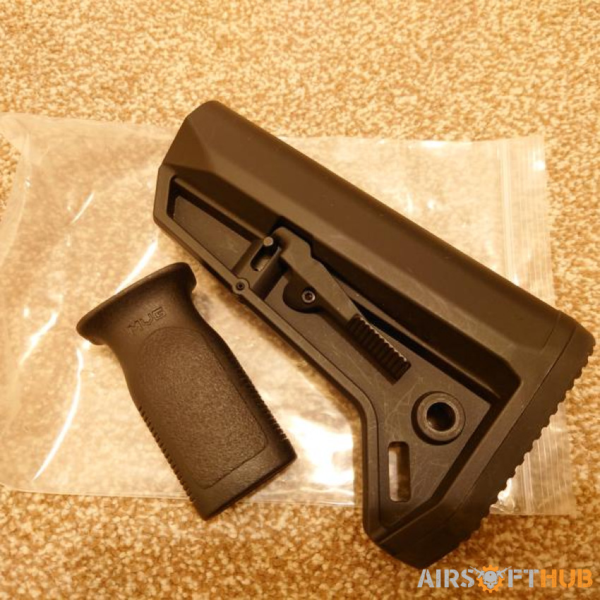 Replica Magpul stock foregrip - Used airsoft equipment