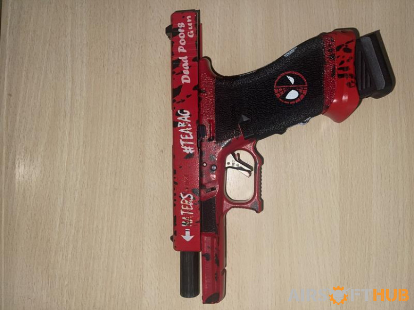 Deadpool Airsoft pistol - Used airsoft equipment