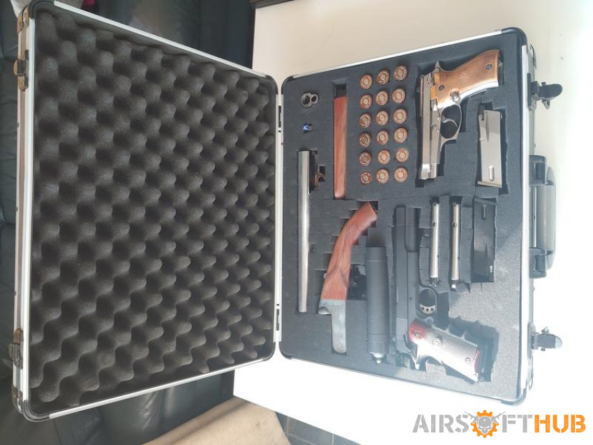 on hold for buyer - Used airsoft equipment