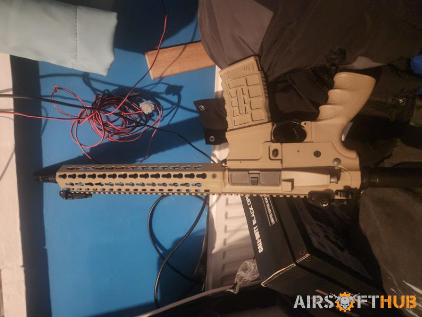 2 airsoft guns for sale - Used airsoft equipment