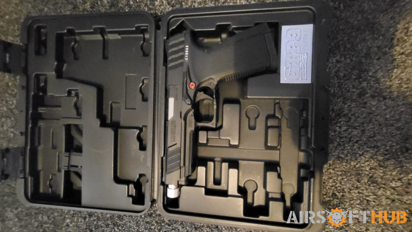 GTP9 with extended Mag & case - Used airsoft equipment