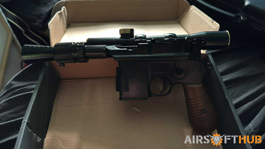 DL 44 - Used airsoft equipment